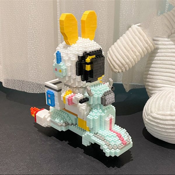HC 6002 Space Rabbit Astronaut Express Motorcycle Car Animal Model Mini Diamond Blocks Bricks Building Toy 4 - LOZ™ MINI BLOCKS