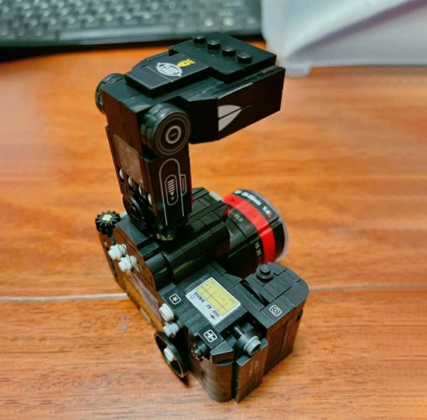 Lin 00845 Black Retro Flash Light SLR Camera Machine 3D Model DIY Small Mini Blocks Bricks 3 - LOZ™ MINI BLOCKS