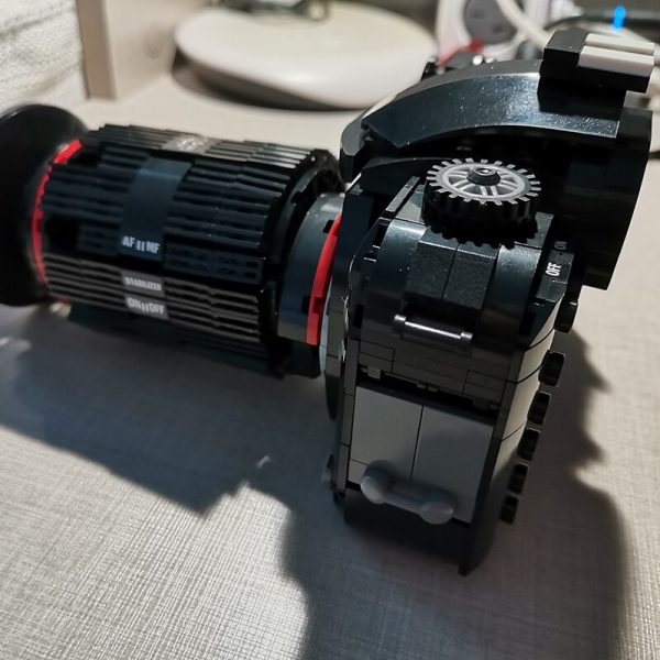 Lin 00849 Long Wide Lenses SLR Camera Machine 3D Model 813pcs DIY Small Mini Blocks Bricks 5 - LOZ™ MINI BLOCKS