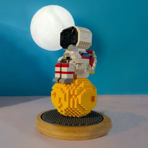 WS 2684 Space Astronaut Spaceman Moon Thinker 3D Model 703pcs DIY Mini Diamond Blocks Bricks Building 5 - LOZ™ MINI BLOCKS