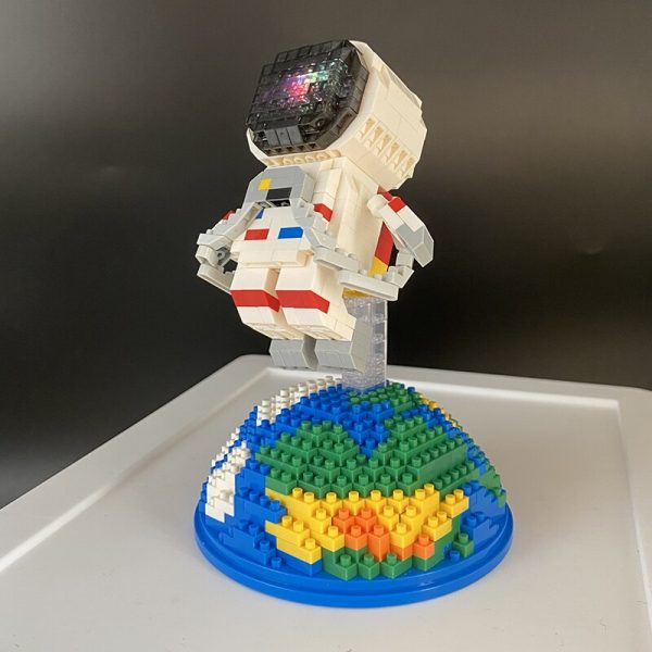 WS Space Astronaut Fly Spaceman Earth Moon Rocket Thinker 3D Model Mini Diamond Blocks Bricks Building 4 - LOZ™ MINI BLOCKS